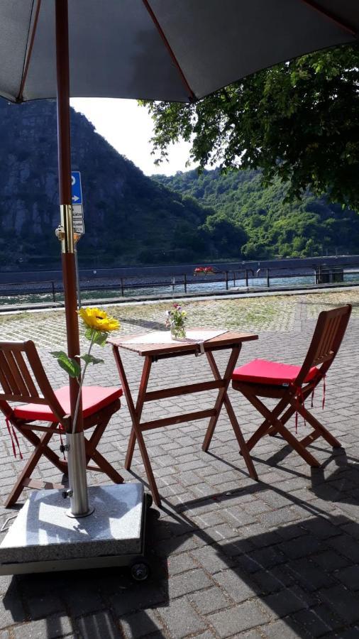 Pension / Ferienwohnungen Scheid Kestert Екстер'єр фото